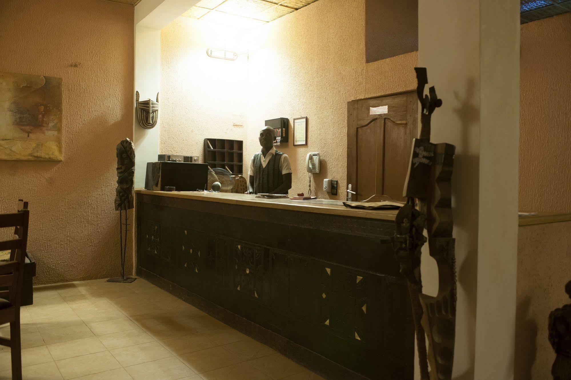 Le Grand Calao Hotel Ouagadougou Buitenkant foto