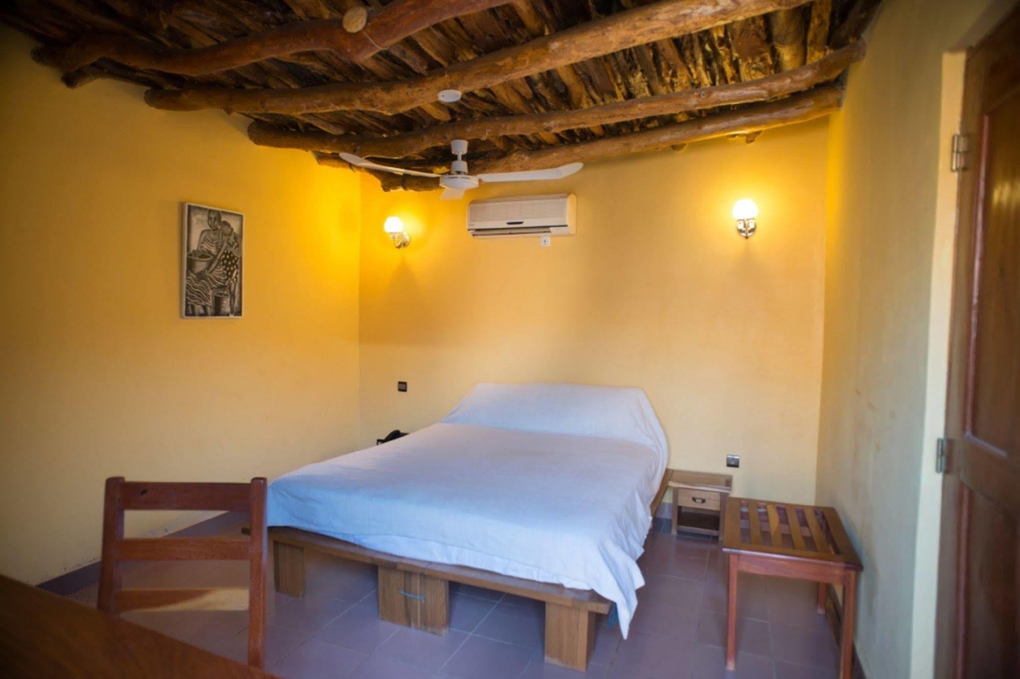 Le Grand Calao Hotel Ouagadougou Buitenkant foto