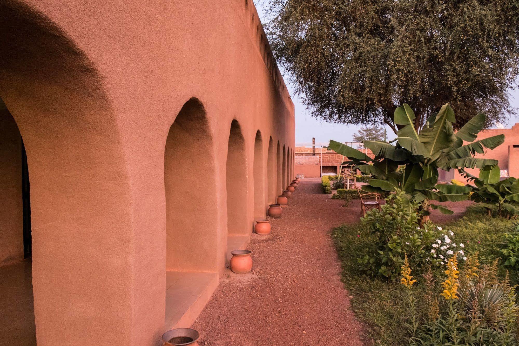 Le Grand Calao Hotel Ouagadougou Buitenkant foto