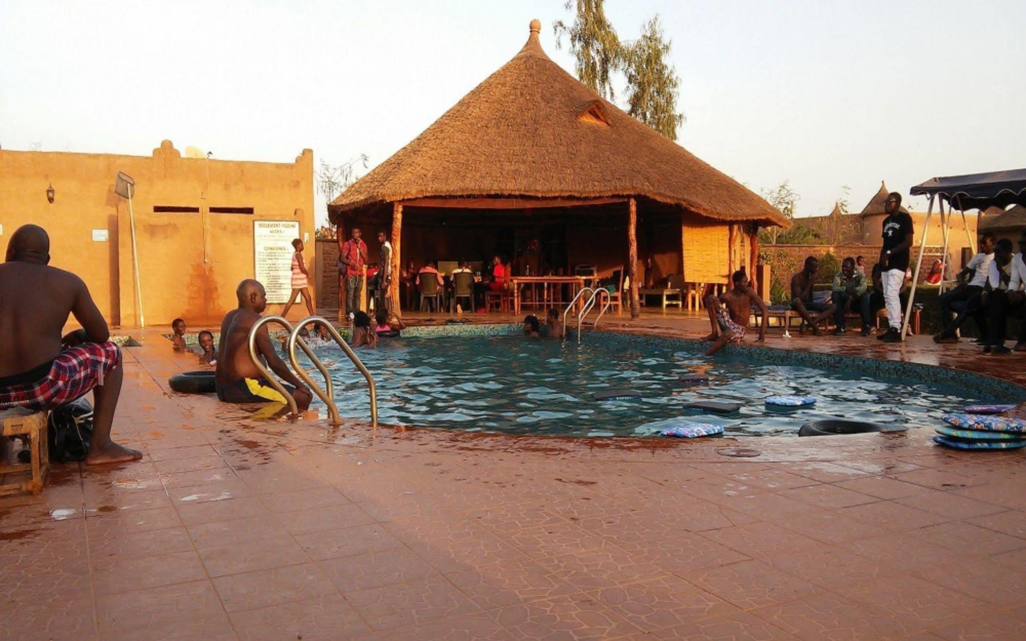 Le Grand Calao Hotel Ouagadougou Buitenkant foto